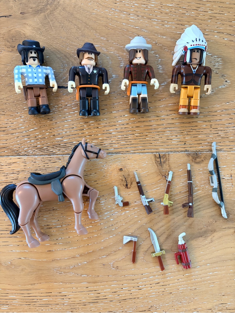 ROBLOX ACTION COLLECTION: Roblox Wild West 13pc